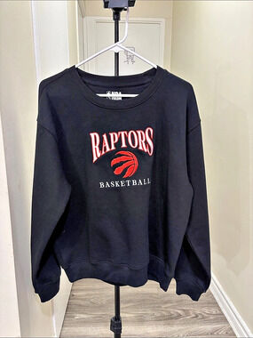 NBA Raptors Basketball Raptors Graphic Sweatshirt Size Medium Like New